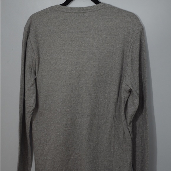 Old Navy Grey Log Sleeve Henley for Men - Picture 2 of 6